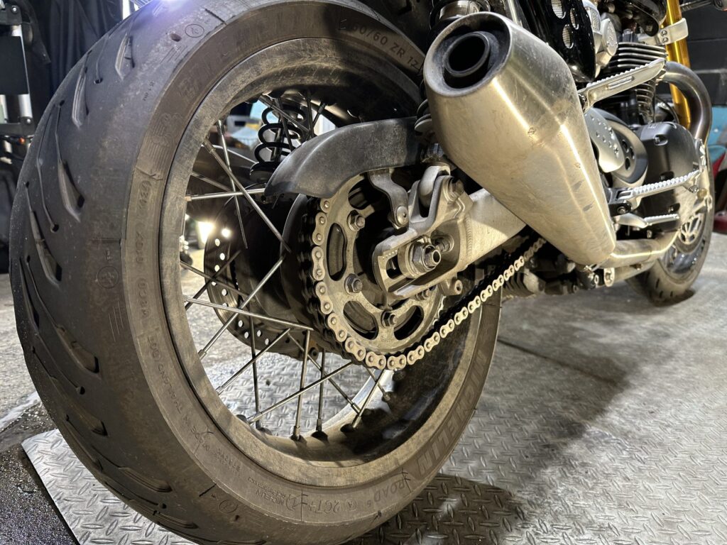 リアホイール・駆動部の施工前